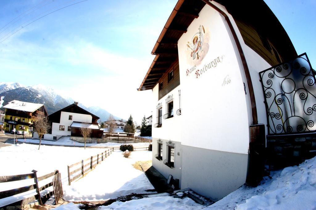 Family Friendly Chalet - Central With Beautiful Mountain Views Seefeld in Tirol Exterior foto